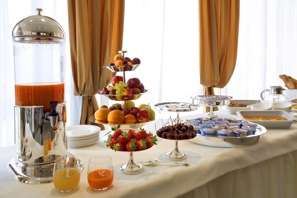 Grand Hotel Presolana Кастионе дела Презолана Екстериор снимка